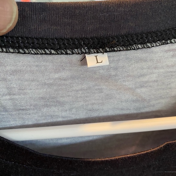 NWOT Mens Lg Angel and Demon short sleeve tee - Picture 3 of 3